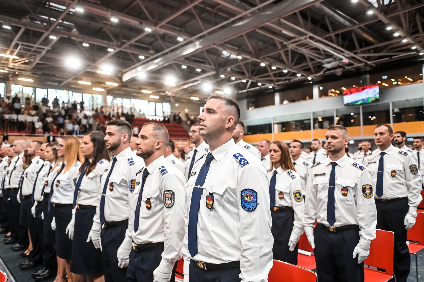 NEMZETI K ZSZOLG LATI EGYETEM