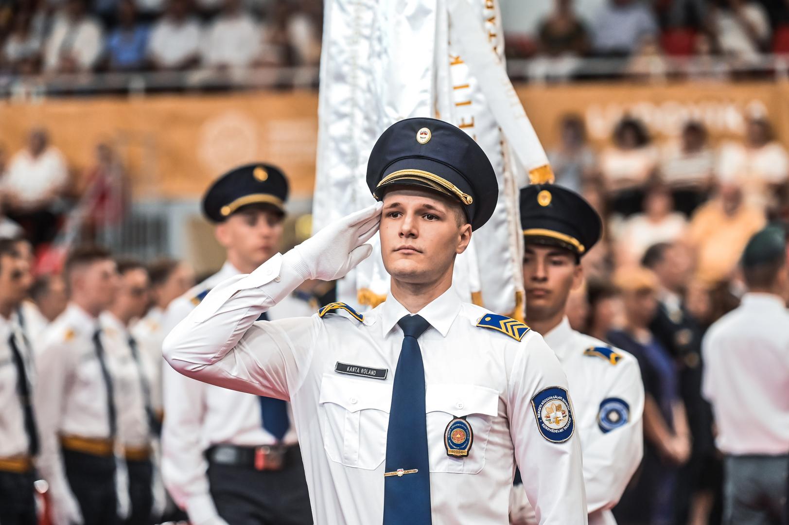 NEMZETI K ZSZOLG LATI EGYETEM