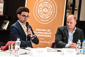 10_de_mit_adott_nekunk_a_politikatudomanyi_oktatas_konyvbemutato_2022-2