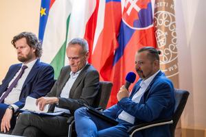 11_v4_diplomacy_academy_2026-2