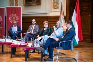 13_a_diploma_es_gyerekvallalas_2025-2