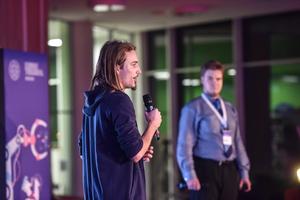 13_hackathon-2