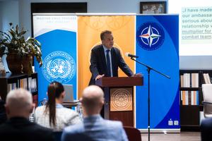 17_a_kizokkent_vilag_negyed_szazaddal_9_11_utan_2026-2