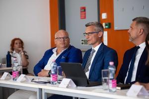 17_gyermek_minden_felett_zona_2026-2