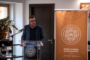 1_a_tudomany_neveben_a_dualizmuskori_szlovak_magyar_torteneszkapcsolatok_2025-2