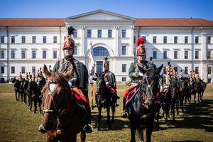 1_huszarfelvonulas_es_csaladi_nap_2026-2