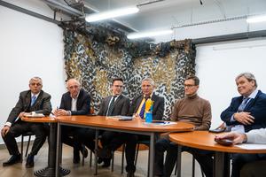 1_kinek_a_bekeje_dayton_30_ev_tavlatabol_2025-2