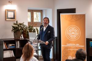 1_tenger_alatti_kabelek_minikonferencia_2025-2