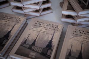 1_tisztelt_albaro_ur_kedves_alpolgar_ur_koyvbemutato_2025-2