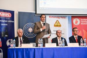 2_biztonsag_hete_2022-2