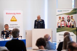 2_biztonsag_hete_2025-2
