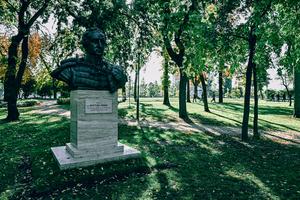 2_helyreall_a_ludovika_szoborgyujtemenye-2