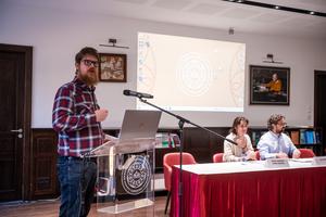 2_imaging_the_revolution_2025-2