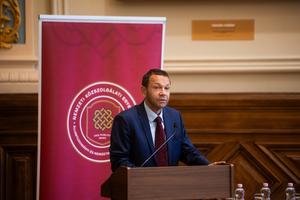 2_kormanyzas_es_kozigazgatas_2026-2