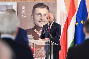 2_szeresd_hazadat_kiallitas_megnyito_2024-2