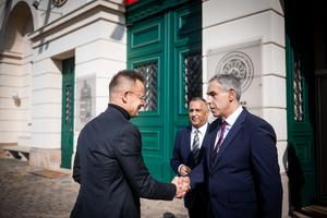 3_az_ut_a_pharrajimostol_a_corvin_kozig_2026-2