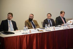 3_unios_jurisztokracia_hatalmi_rendszere-2