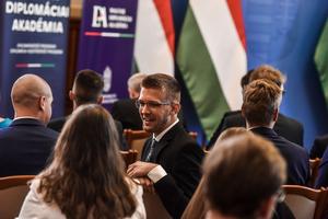 4_mda_zarounnepseg_2021-2