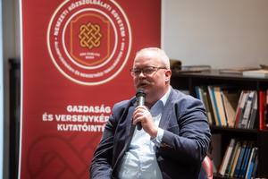 4_visszavehetjuk-e_az_ellenorzest_a_sajat_penzunk_felett_2025-2