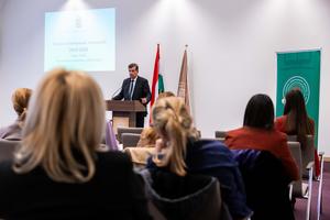 5_a_magyar_oktataspolitika_merfoldkovei_2026-2