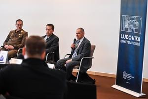 5_hadik_andras_valogatott_hadugyi_irasai_konyvbemutato_2022-2