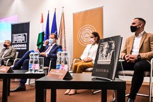 5_ludovika_kotet_konyvbemutato_2021-2