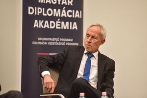 6_diplomaciai_akademia_eu-2