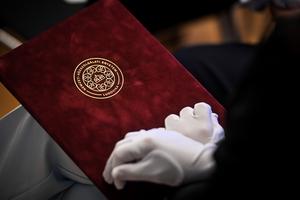 7_unnepi_szenatusi_ules_egyetemi_cimek_es_elismeresek_atadasa_2024-2