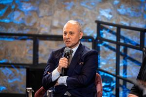 8_levelek_orban_viktorhoz_konyvbemutato_2026-2