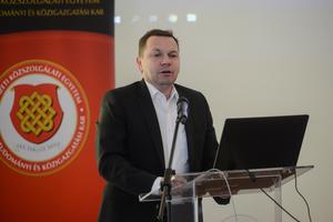8_unios_jurisztokracia_hatalmi_rendszere-2