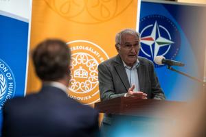 9_a_kizokkent_vilag_negyed_szazaddal_9_11_utan_2026-2