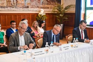 9_unispace_alairasi_ceremonia_2024-2
